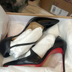 Christian Louboutin round and square 100 MM heel in black